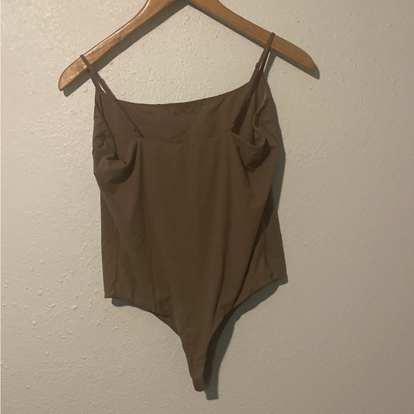 SKIMS bodysuit size 2X - Picture 2 of 7